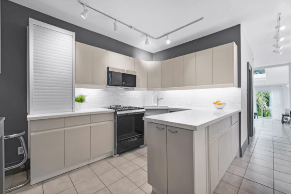 119-Robert-Street-Toronto-Web-Salisbury-17