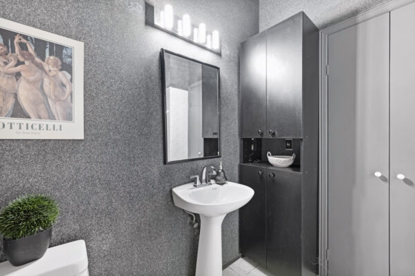 119-Robert-Street-Toronto-Web-Salisbury-29