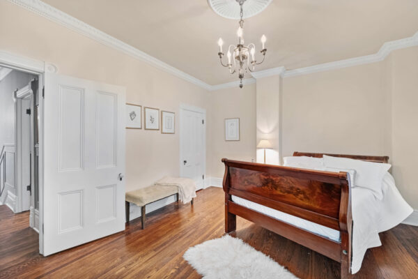 119-Robert-Street-Toronto-Web-Salisbury-35