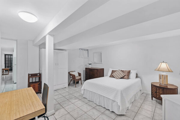 119-Robert-Street-Toronto-Web-Salisbury-48