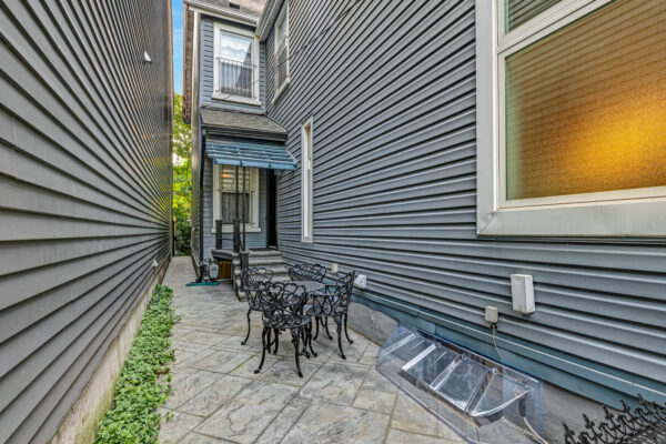 119-Robert-Street-Toronto-Web-Salisbury-60