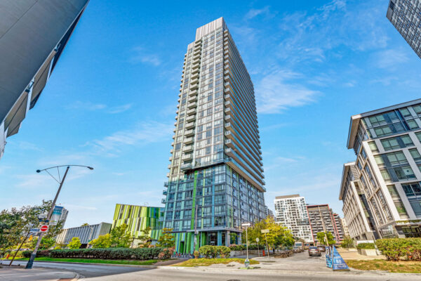 170-Fort-York-Boulevard-#807-Toronto-Web-Salisbury-1