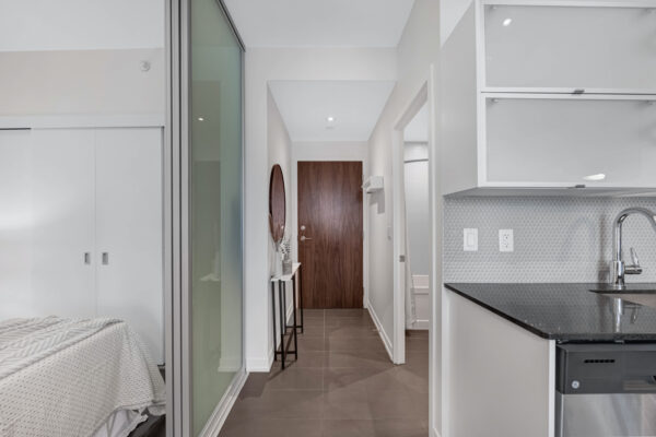 170-Fort-York-Boulevard-#807-Toronto-Web-Salisbury-5