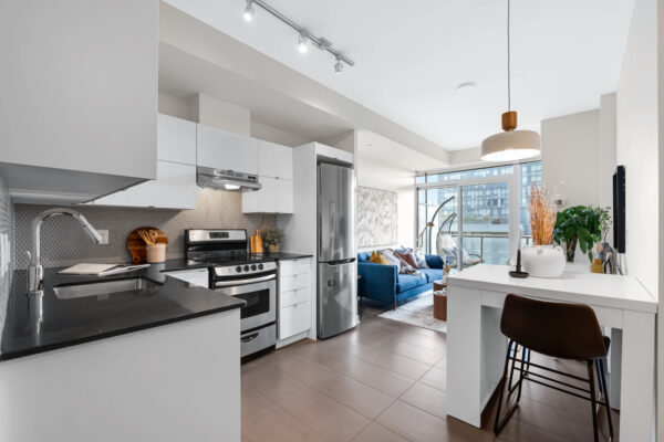 170-Fort-York-Boulevard-#807-Toronto-Web-Salisbury-8