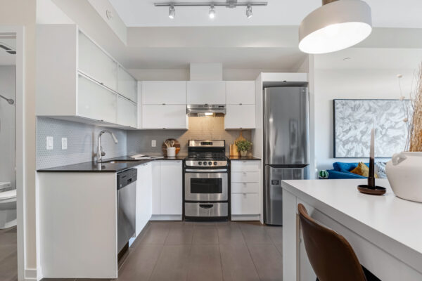 170-Fort-York-Boulevard-#807-Toronto-Web-Salisbury-9