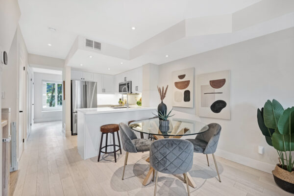 208-Niagara-Street-#118-Toronto-Web-Salisbury-17