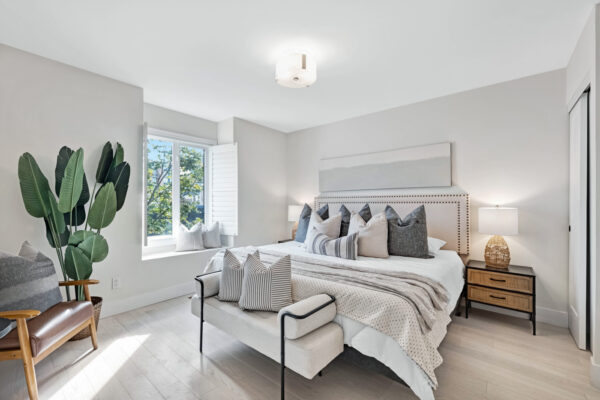 208-Niagara-Street-#118-Toronto-Web-Salisbury-32