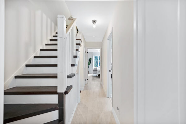 208-Niagara-Street-#118-Toronto-Web-Salisbury-37