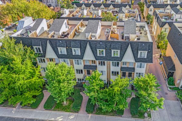 208-Niagara-Street-#118-Toronto-Web-Salisbury-4