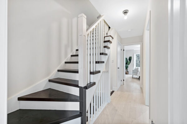 208-Niagara-Street-#118-Toronto-Web-Salisbury-41