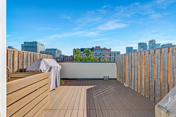 208-Niagara-Street-#118-Toronto-Web-Salisbury-46