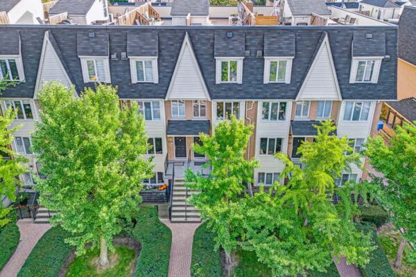 208-Niagara-Street-#118-Toronto-Web-Salisbury-5