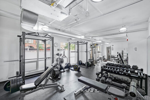 208-Niagara-Street-#118-Toronto-Web-Salisbury-51