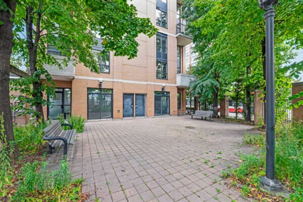 208-Niagara-Street-#118-Toronto-Web-Salisbury-59