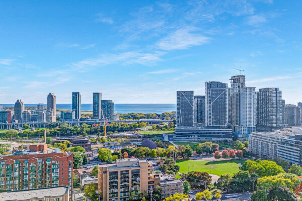208-Niagara-Street-#118-Toronto-Web-Salisbury-66