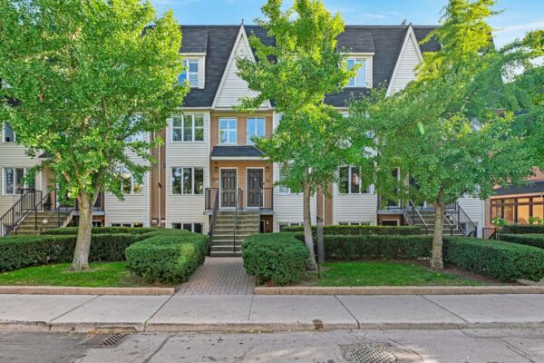 208-Niagara-Street-#118-Toronto-Web-Salisbury-8