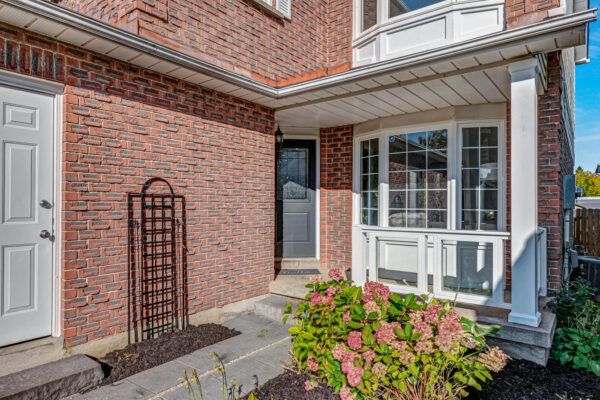 23-McMann-Crescent-Courtice-Web-Salisbury-10