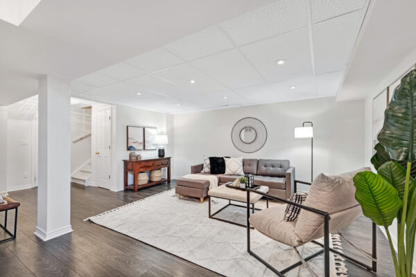 23-McMann-Crescent-Courtice-Web-Salisbury-46