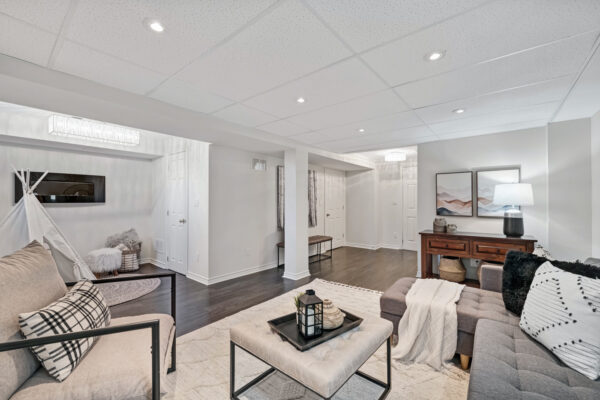 23-McMann-Crescent-Courtice-Web-Salisbury-47