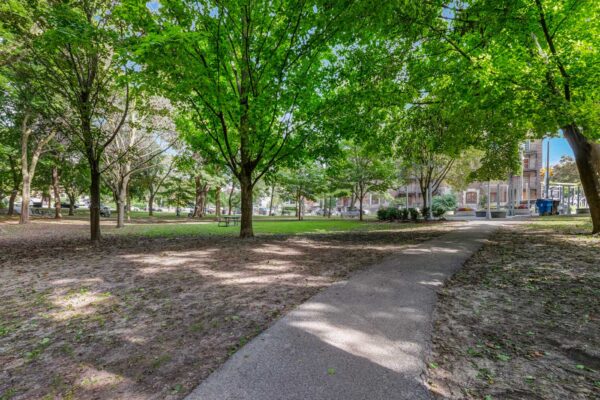 35-Thelma-Avenue-Toronto-Web-Salisbury-87