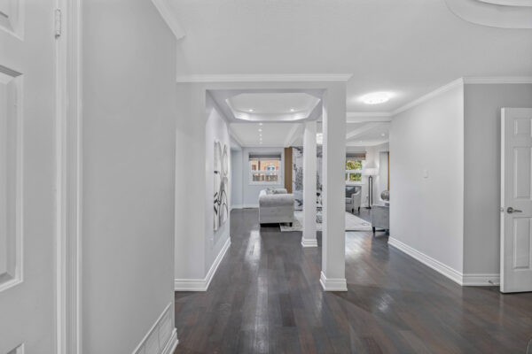 3821-Trelawny-Circle-Mississauga-Web-Salisbury-13