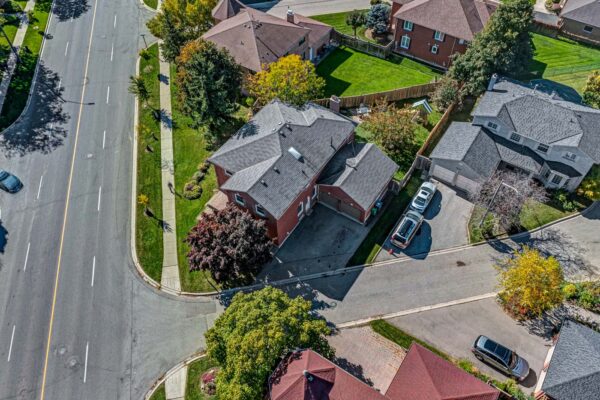3821-Trelawny-Circle-Mississauga-Web-Salisbury-2