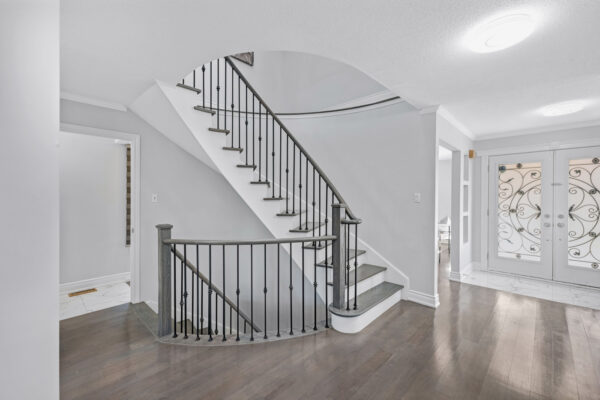 3821-Trelawny-Circle-Mississauga-Web-Salisbury-37