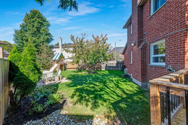3821-Trelawny-Circle-Mississauga-Web-Salisbury-64