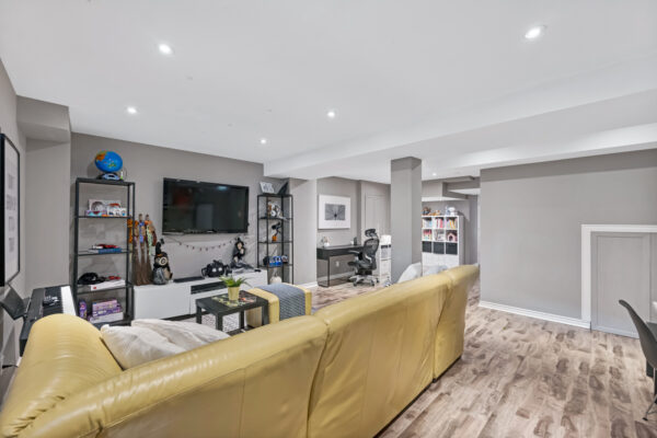 67-Boticelli-Way-Vaughan-Web-Salisbury-48