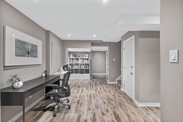 67-Boticelli-Way-Vaughan-Web-Salisbury-49