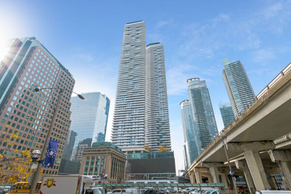 88-Harbour-Street-#4702-Toronto-Web-Salisbury-2
