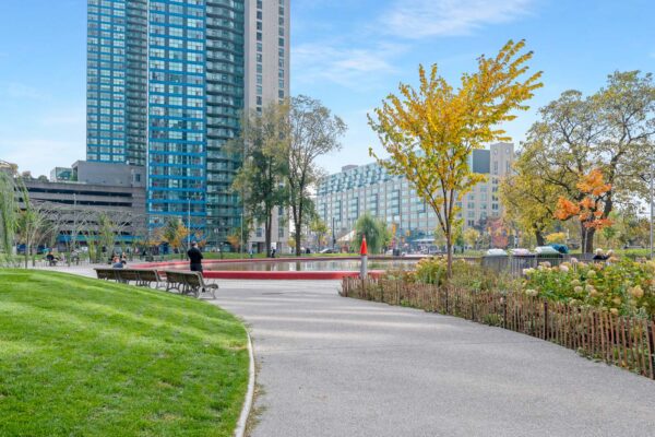 88-Harbour-Street-#4702-Toronto-Web-Salisbury-37
