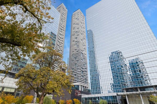 88-Harbour-Street-#4702-Toronto-Web-Salisbury-38