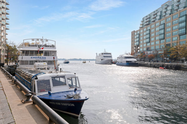 88-Harbour-Street-#4702-Toronto-Web-Salisbury-39
