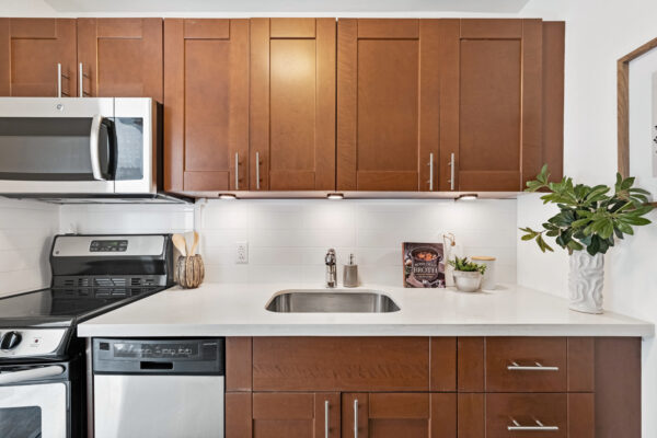 914-Yonge-Street-#1106-Toronto-Web-Salisbury-17