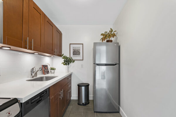 914-Yonge-Street-#1106-Toronto-Web-Salisbury-19