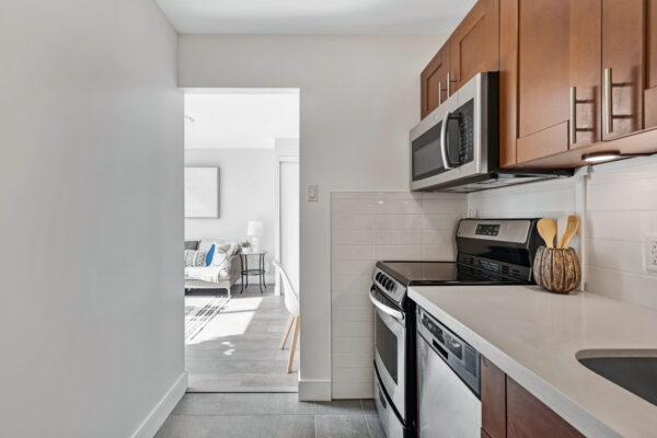 914-Yonge-Street-#1106-Toronto-Web-Salisbury-20