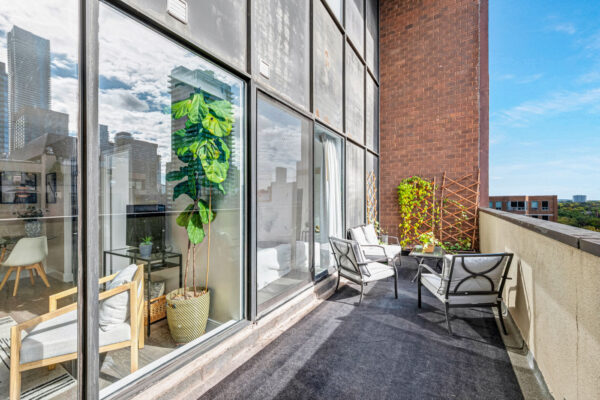 914-Yonge-Street-#1106-Toronto-Web-Salisbury-32