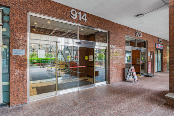 914-Yonge-Street-#1106-Toronto-Web-Salisbury-4