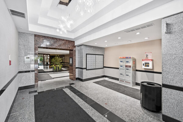914-Yonge-Street-#1106-Toronto-Web-Salisbury-5