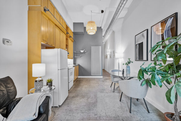 155-Dalhousie-Street-#640-Toronto-Web-Salisbury-11