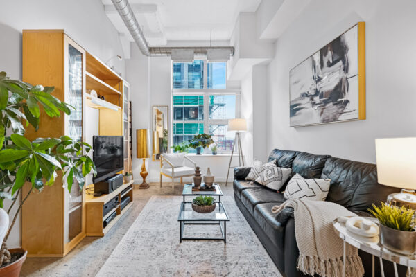 155-Dalhousie-Street-#640-Toronto-Web-Salisbury-15
