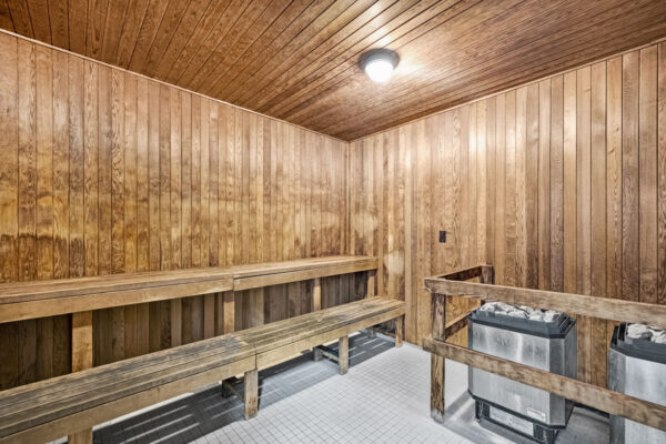 155-Dalhousie-Street-#640-Toronto-Web-Salisbury-37