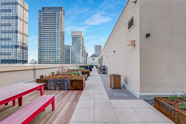155-Dalhousie-Street-#640-Toronto-Web-Salisbury-43