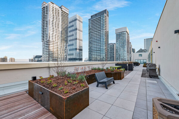 155-Dalhousie-Street-#640-Toronto-Web-Salisbury-44