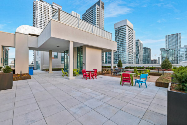 155-Dalhousie-Street-#640-Toronto-Web-Salisbury-50