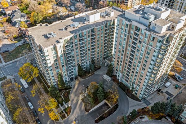 39-Pemberton-Avenue-#105-Toronto-Web-Salisbury-4