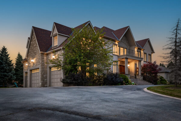 76-Forest-Heights-Boulevard-Vaughan-Twilight-Web-Salisbury-5