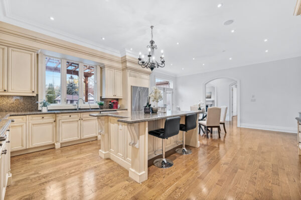 76-Forest-Heights-Boulevard-Vaughan-Web-Salisbury-21