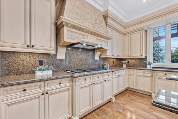 76-Forest-Heights-Boulevard-Vaughan-Web-Salisbury-23